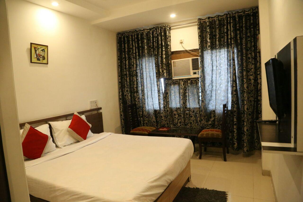 Hotel Surya グワーリヤル エクステリア 写真